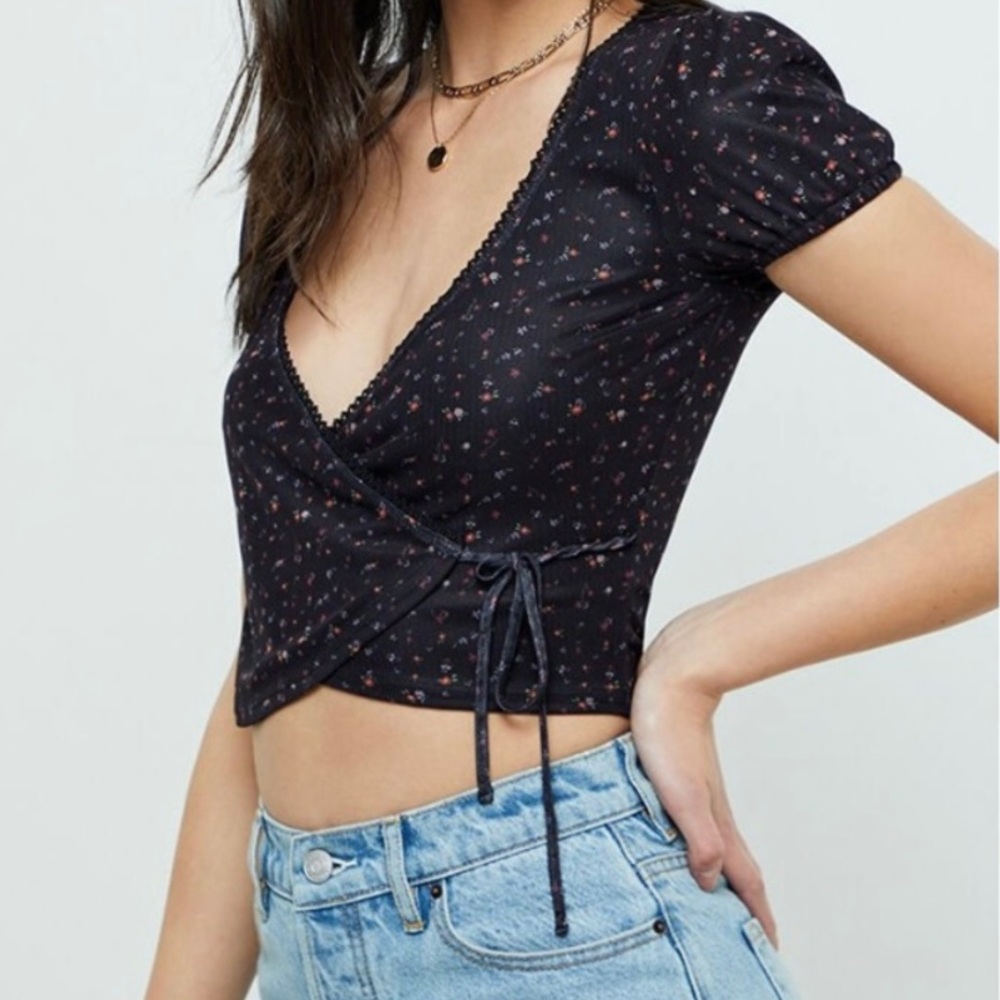 PacSun Tie-up Top